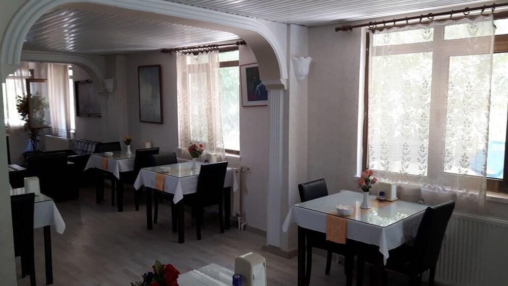 Kafkas Hotel Antalya Extérieur photo